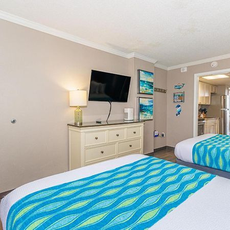 Oceanfront 1 Bedroom Suite With Beautiful Decor And Accents Caravelle Resort 1039 Sleeps 6 Guests Myrtle Beach Buitenkant foto