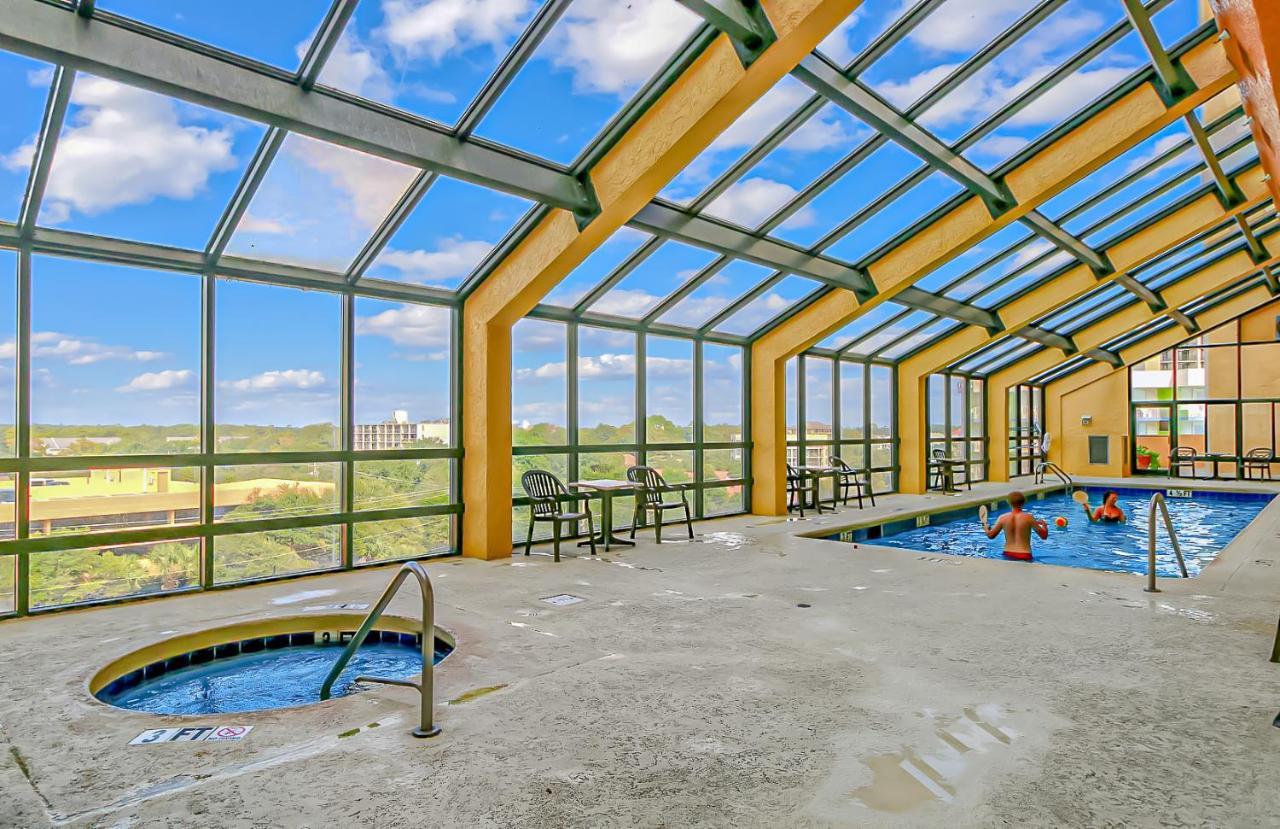 Oceanfront 1 Bedroom Suite With Beautiful Decor And Accents Caravelle Resort 1039 Sleeps 6 Guests Myrtle Beach Buitenkant foto